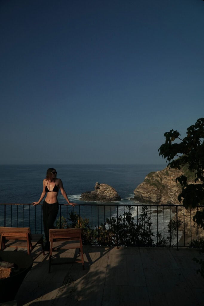 Clifftop terrace at La Valise Mazunte, Oaxaca